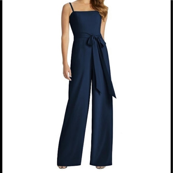 Dressy collection SPAGHETTI STRAP CREPE JUMPSUIT - Picture 1 of 8